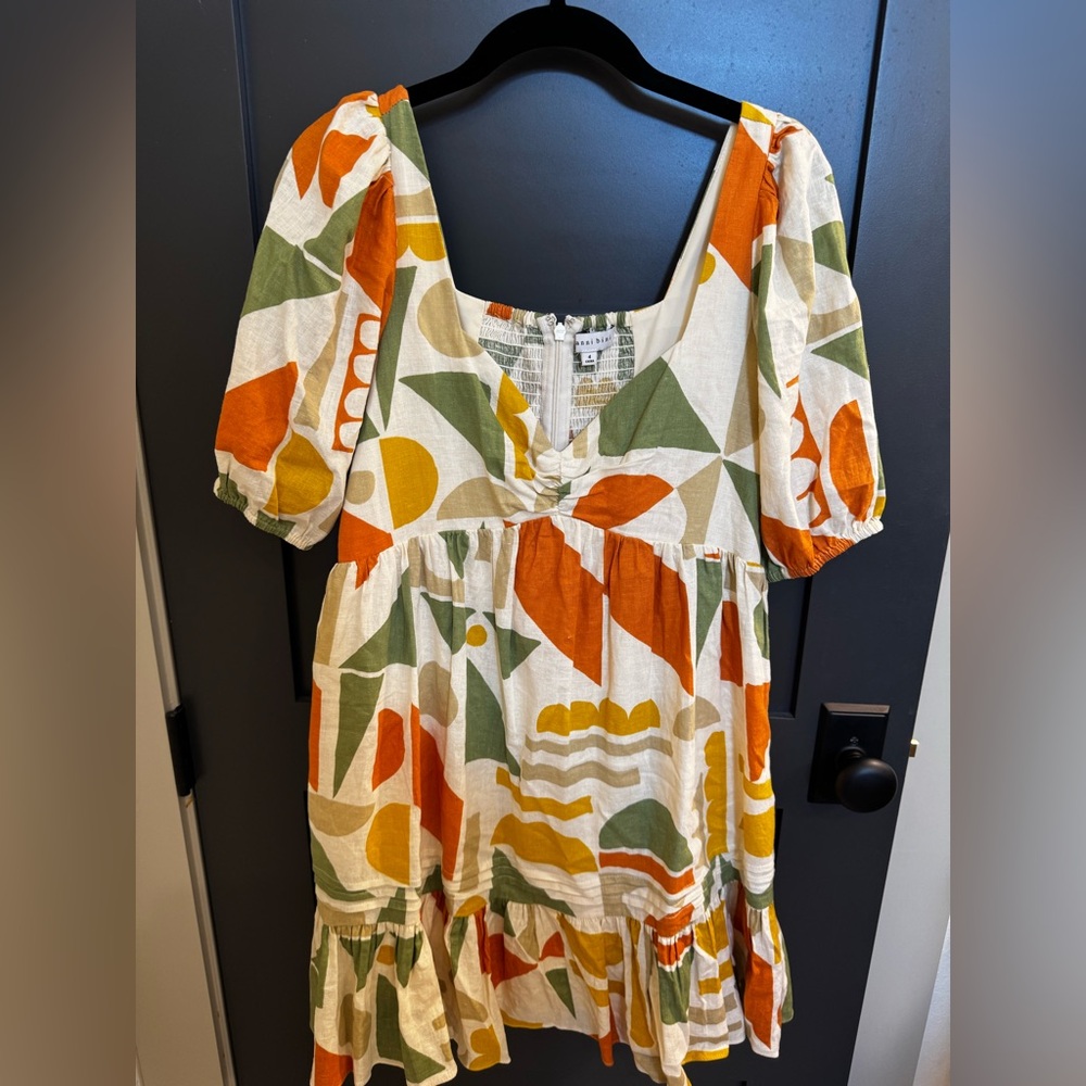 Gianni bini Green & Cream Smocked Dress (Size 4)